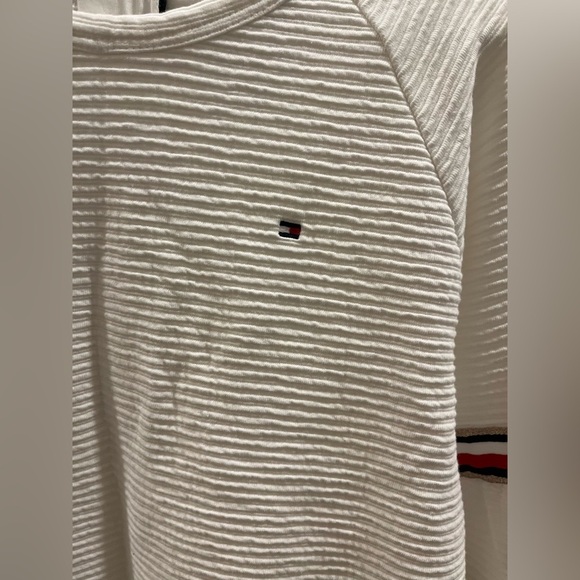 Tommy Hilfiger girls white ribbed dresss with ballon sleeves, size 12 - Picture 4 of 12